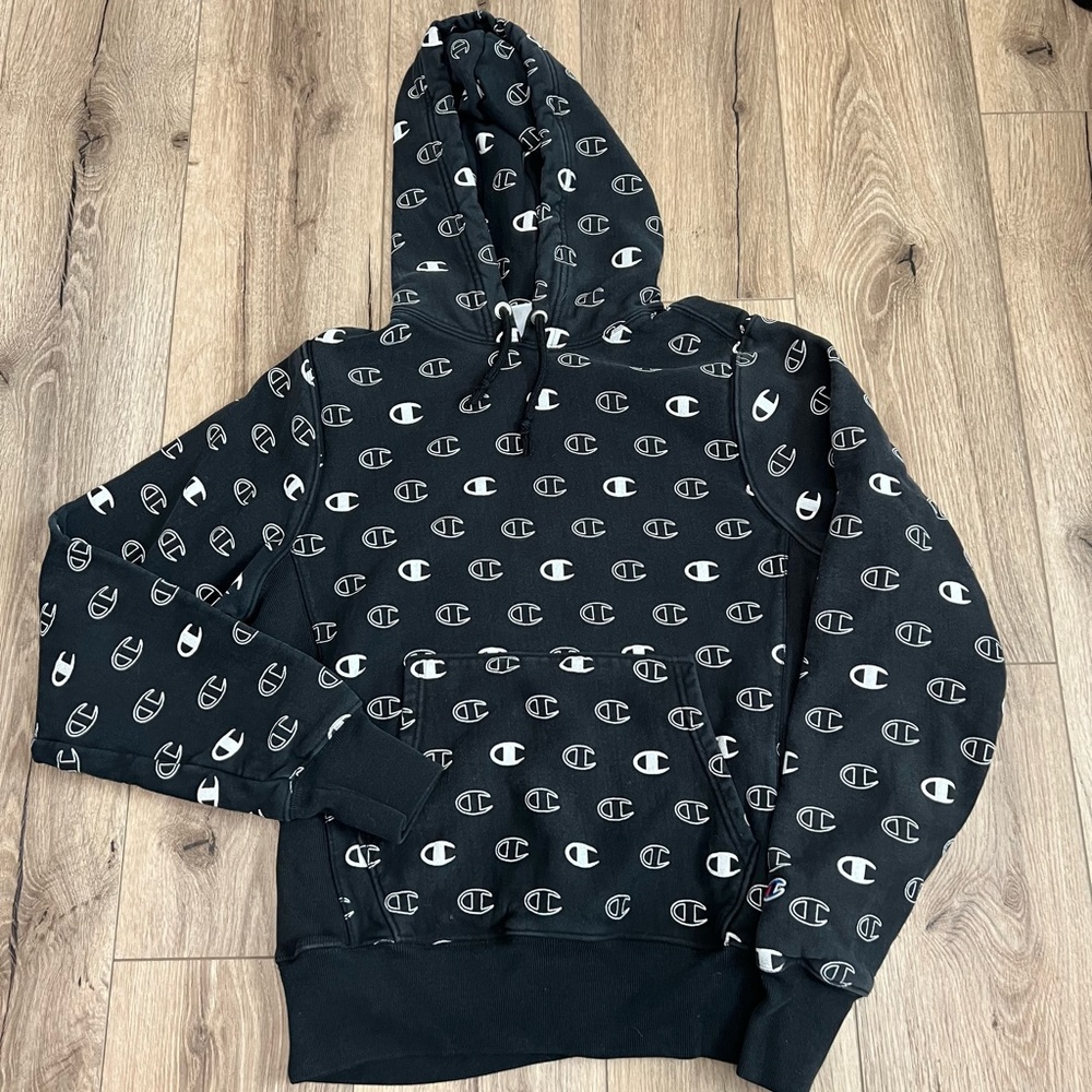 Champion Sweatshirt